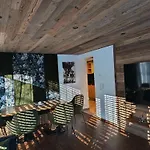 Apartment In Hohe Tauern Near Wildkogel Arena Sulzau